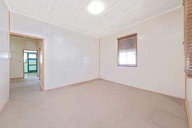 Property 13 Grey Street, WALTERHALL QLD 4714 IMAGE 0