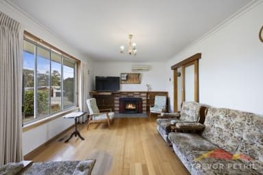 Property 25 Semmens Avenue, Creswick VIC 3363 IMAGE 0
