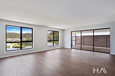 Property 15/34 Clinton Road Road, Geilston Bay TAS 7015 IMAGE 0