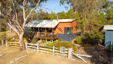 Property 281 Osbornes Flat Road, YACKANDANDAH VIC 3749 IMAGE 0