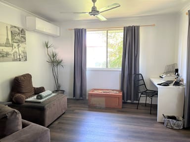 Property 10 Centenary Dr Sth, MIDDLEMOUNT QLD 4746 IMAGE 0
