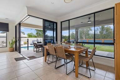 Property 27 Gretchen Circuit, THORNLANDS QLD 4164 IMAGE 0