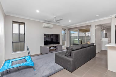 Property 7 Silkstone Street, Farley NSW 2320 IMAGE 0
