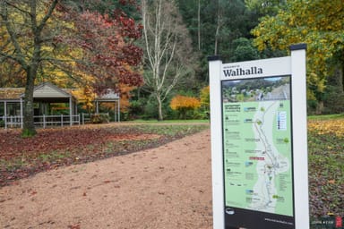 Property 24 Main Road, WALHALLA VIC 3825 IMAGE 0