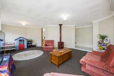 Property 4 Cleveland Court, MEADOW SPRINGS WA 6210 IMAGE 0