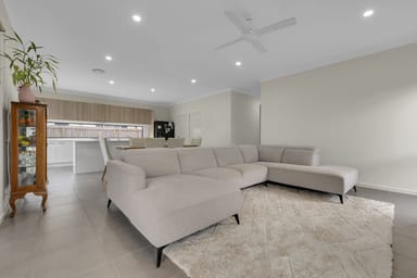 Property 73 Invergarry Circuit, Heathwood QLD 4110 IMAGE 0