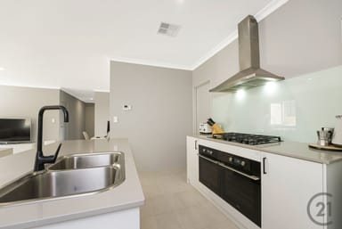 Property 19 Huntington Street, MADORA BAY WA 6210 IMAGE 0