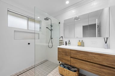 Property 19 Tanunda Close, Holmesville NSW 2286 IMAGE 0