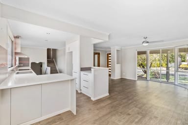 Property 10 Flinders Way, Surf Beach NSW 2536 IMAGE 0