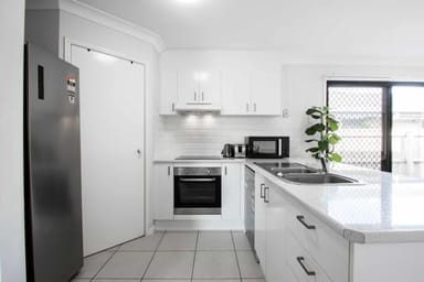 Property 31 Burringbar Street, HEMMANT QLD 4174 IMAGE 0