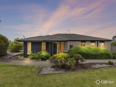 Property 38 Renlik Circuit, Cranbourne North VIC 3977 IMAGE 0