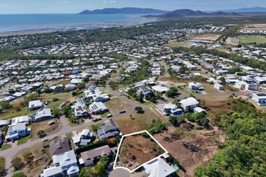Property 4 Chilott Court, Bushland Beach QLD 4818 IMAGE 0