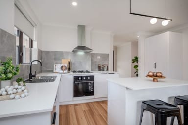 Property 30 Astroloma Place, Koongamia WA 6056 IMAGE 0