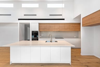 Property BARELLAN POINT QLD 4306 IMAGE 0