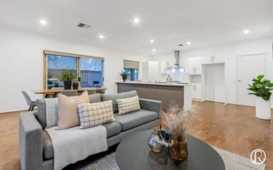 Property 11 Hindmarsh Circuit, Mawson Lakes SA 5095 IMAGE 0