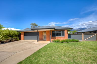 Property 7 Monash Drive, Porepunkah VIC 3740 IMAGE 0