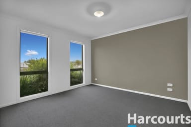 Property 16 Sutherland Way, DROUIN VIC 3818 IMAGE 0