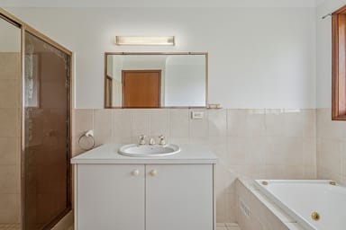 Property 5 Ibsen Place, Wetherill Park NSW 2164 IMAGE 0
