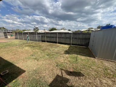 Property Unit 1, 5 Transmission St, Rocky Point QLD 4874 IMAGE 0