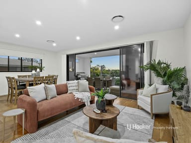 Property 31 Mascot Street, UPPER MOUNT GRAVATT QLD 4122 IMAGE 0