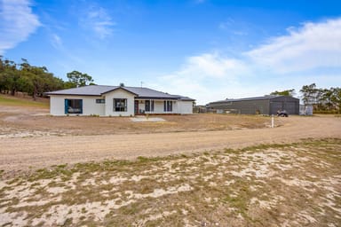 Property 32 Porters Road, Scarsdale VIC 3351 IMAGE 0