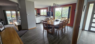 Property 27 Seabreeze Avenue, Sulphur Creek TAS 7316 IMAGE 0