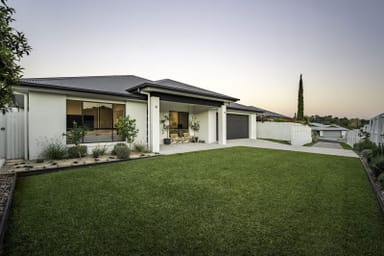 Property 8 Bowerbird Avenue, Burnside QLD 4560 IMAGE 0