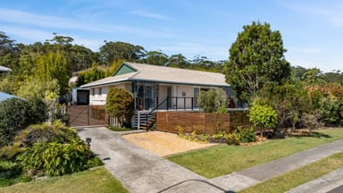 Property 15 Seaforth Drive, VALLA BEACH NSW 2448 IMAGE 0