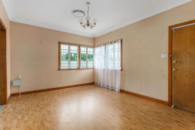 Property 2 Robert Street, EBBW VALE QLD 4304 IMAGE 0
