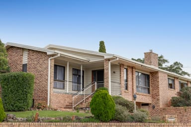 Property 15 Gilmour Court, HARLAXTON QLD 4350 IMAGE 0