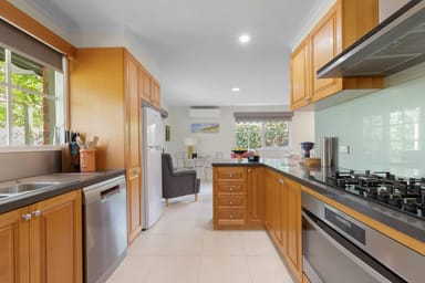 Property 10 Stonehaven Close, Sunbury VIC 3429 IMAGE 0