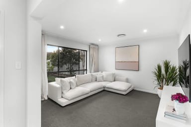 Property 8 Bowerbird Avenue, Burnside QLD 4560 IMAGE 0