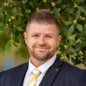 Property Agent Rob Tindall