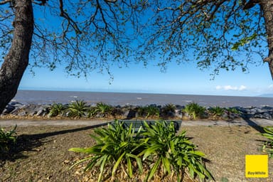 Property 179 Oshea Esplanade, MACHANS BEACH QLD 4878 IMAGE 0