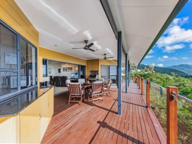 Property 13 Blackcurrant Drive, Hideaway Bay QLD 4800 IMAGE 0