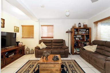 Property 1, 9 Robin Street, SLADE POINT QLD 4740 IMAGE 0