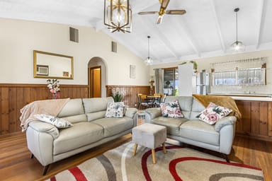 Property 11 Young Street, Wallaroo SA 5556 IMAGE 0