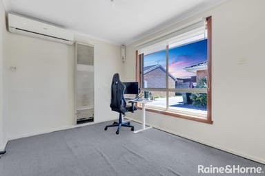 Property Unit A & Unit B, 9 Farrant Court, ALTONA MEADOWS VIC 3028 IMAGE 0