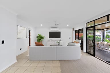 Property 18 Pebble Beach Drive, Runaway Bay QLD 4216 IMAGE 0