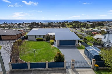 Property 7 Fonthill Place, East Devonport TAS 7310 IMAGE 0