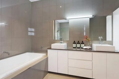 Property 204 Graceville Avenue, Graceville QLD 4075 IMAGE 0