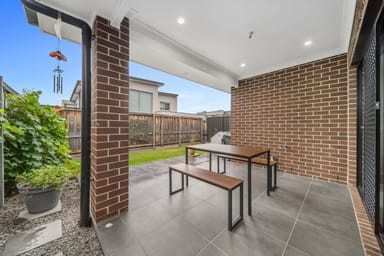 Property 150 Rosedale Circuit, Carnes Hill NSW 2171 IMAGE 0