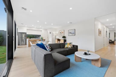 Property 2B Bega Court, Aspendale VIC 3195 IMAGE 0