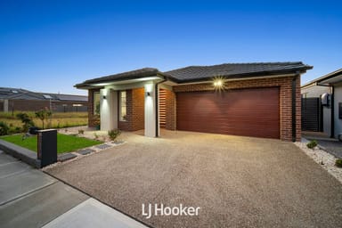 Property 13 Maverick Crescent, Clyde North VIC 3978 IMAGE 0