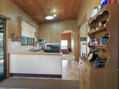 Property 39 Hollands Landing Road, HOLLANDS LANDING VIC 3862 IMAGE 0