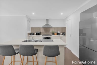 Property 4 Finsbury Circuit, Ropes Crossing NSW 2760 IMAGE 0