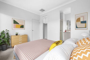 Property 8 THRUMS Road, Mambourin VIC 3024 IMAGE 0