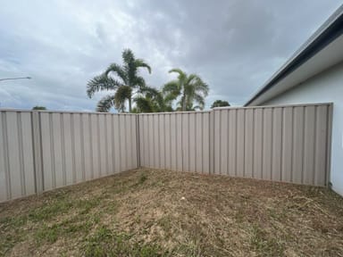 Property Unit 6, 4 Caddy Cl, Rocky Point QLD 4874 IMAGE 0