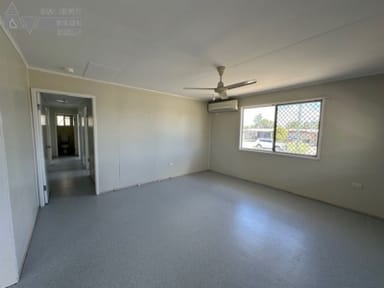 Property 2 Bendee Cres, Blackwater QLD 4717 IMAGE 0