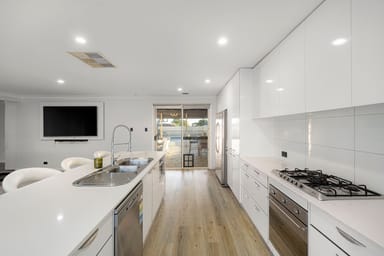 Property 4 Roebling Street, Modbury Heights SA 5092 IMAGE 0